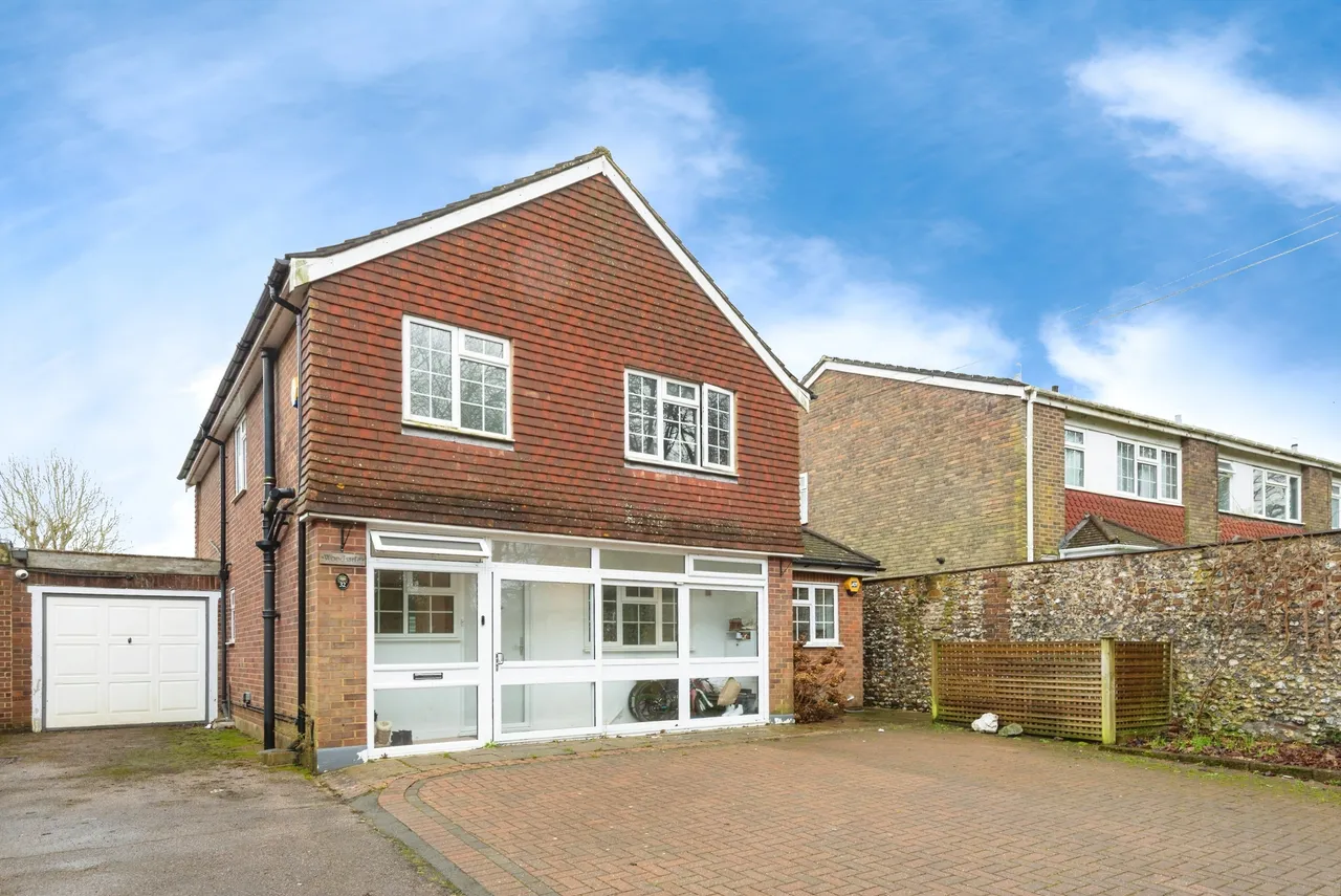 4 bed house for sale, Carshalton Road, Banstead, SM7