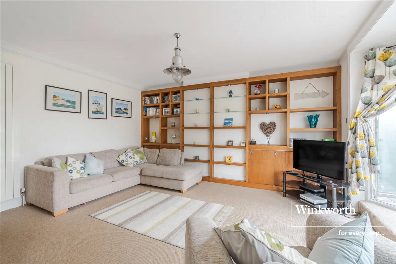 Portman Crescent, Bournemouth, Dorset, BH5, photo 9