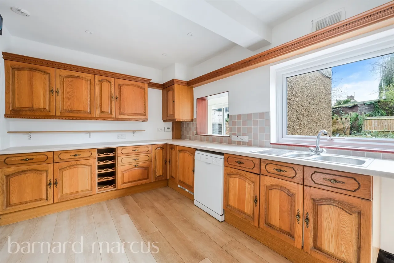 Somerset Close, New Malden, KT3, photo 3