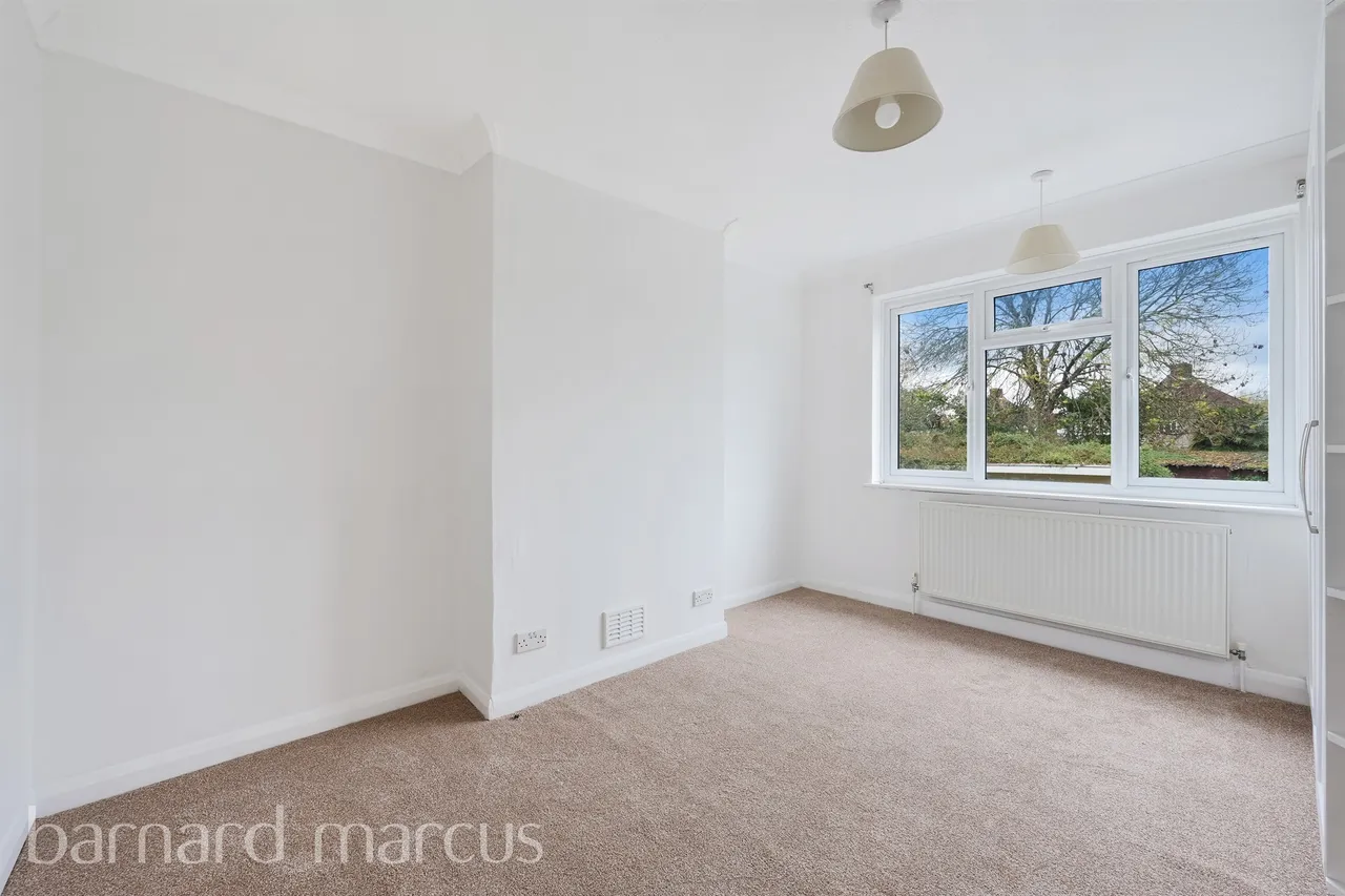 Somerset Close, New Malden, KT3, photo 10
