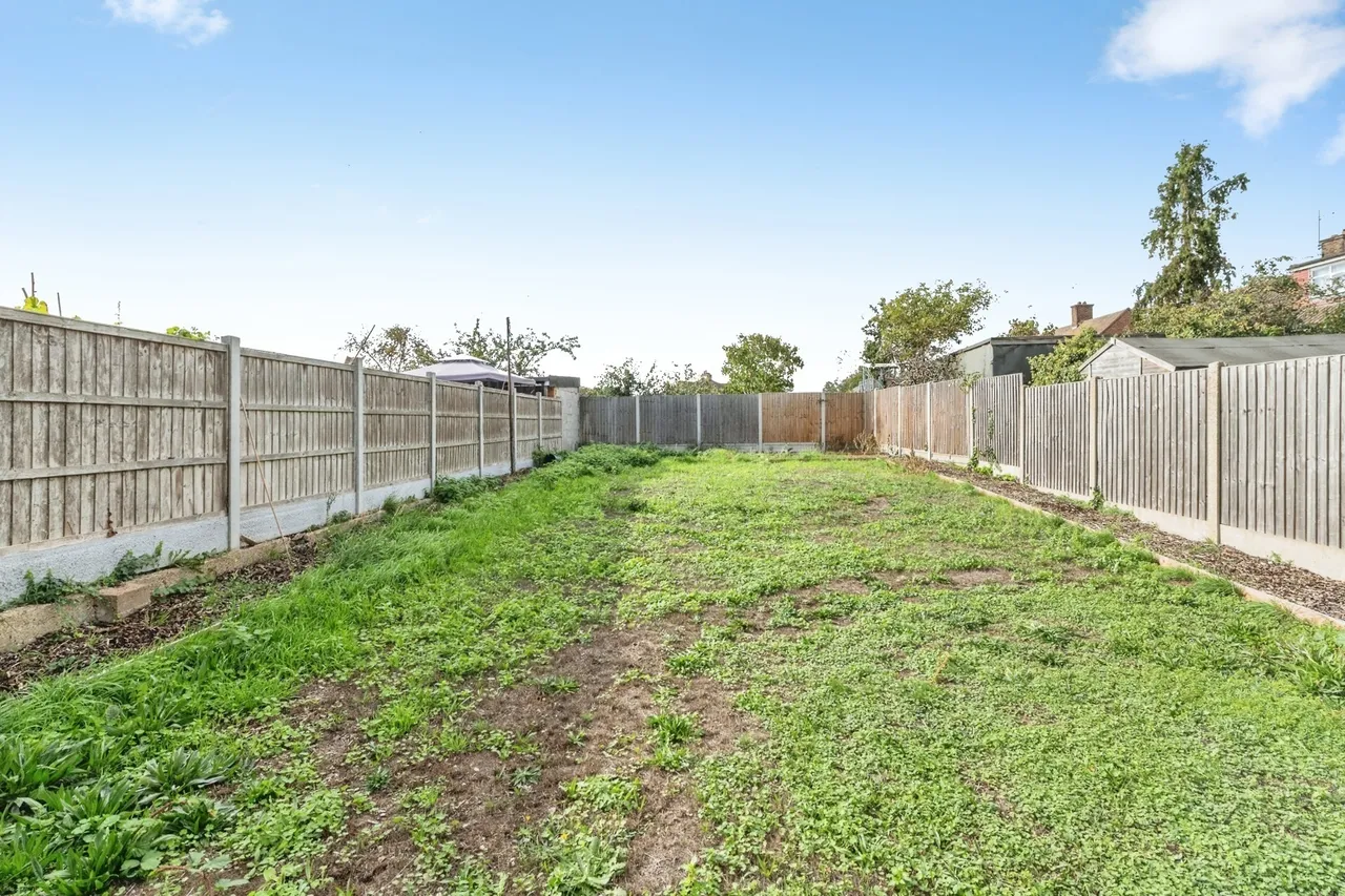 Oxford Avenue, Grays, RM16, photo 4