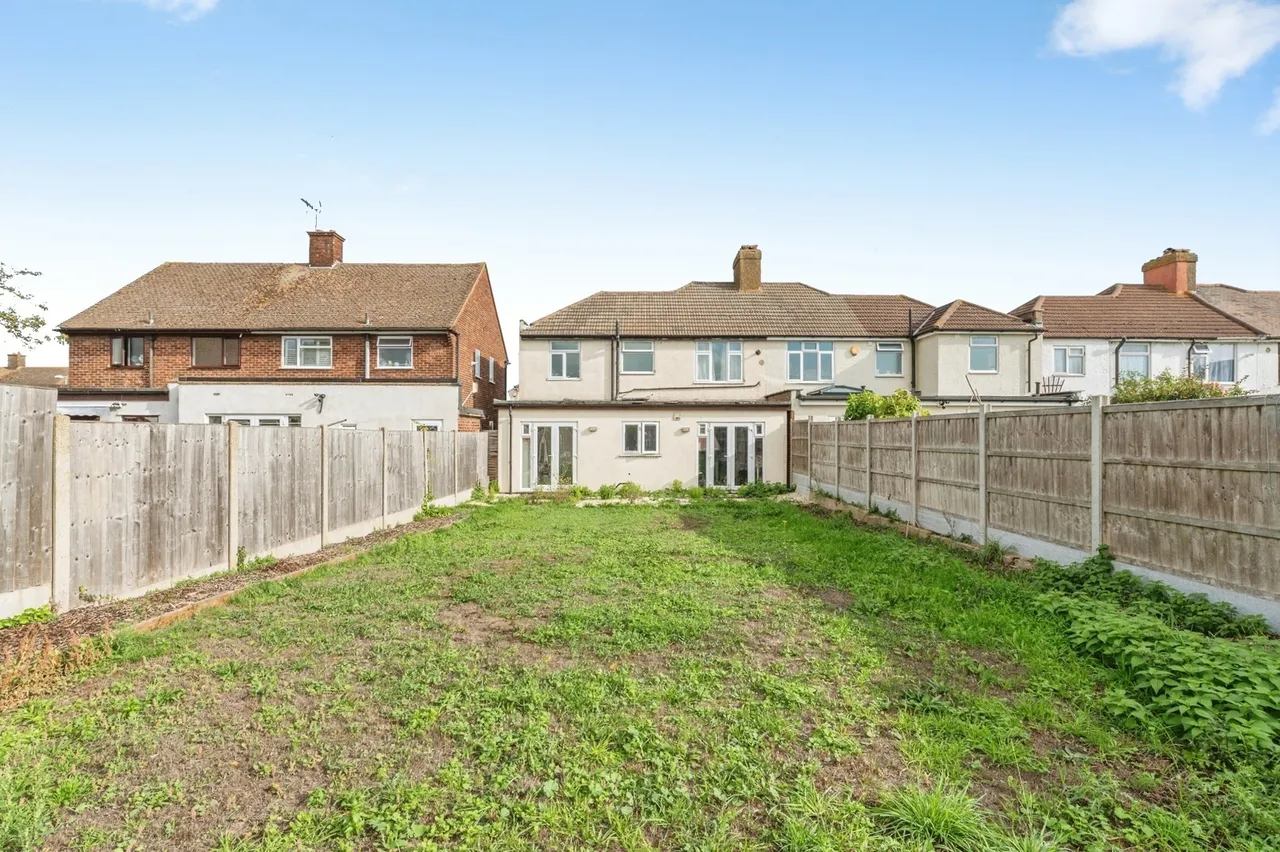 Oxford Avenue, Grays, RM16, photo 20