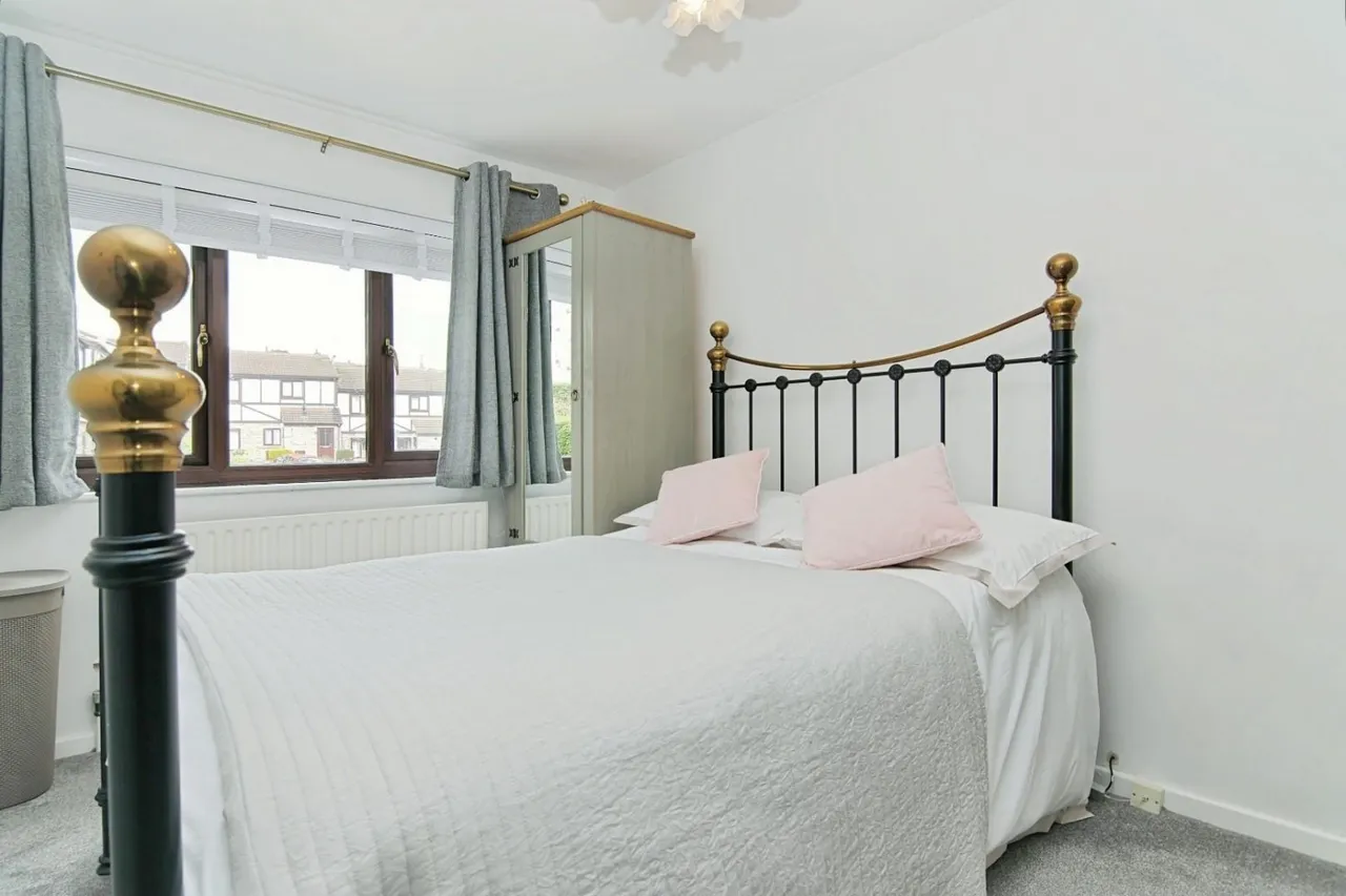 Regency Park Road, Pudsey, LS28, photo 13