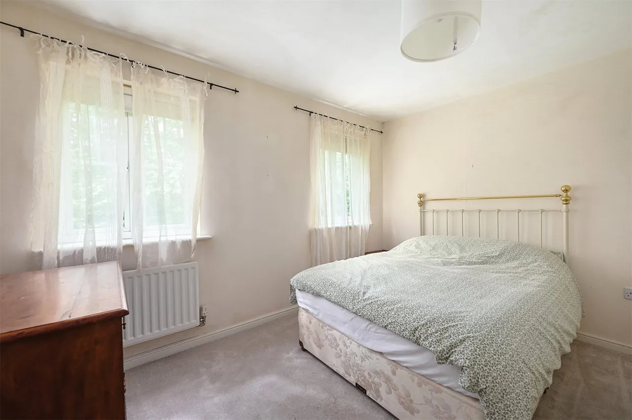 Crookham Road, Fleet, Hampshire, GU51 5TB, photo 6