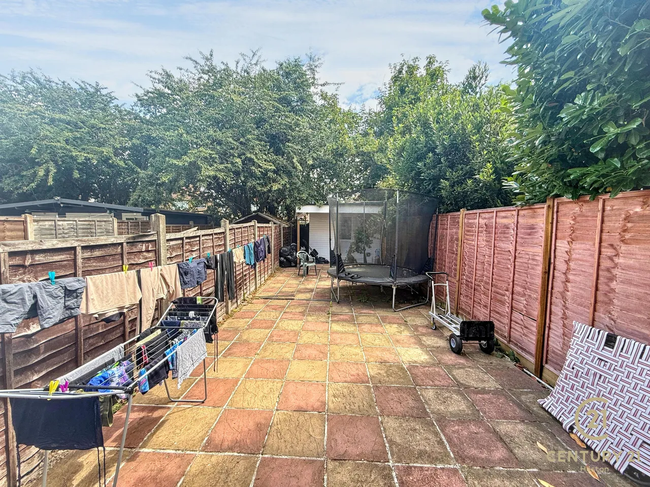 Hubbards Close, Hillingdon, UB8, photo 14