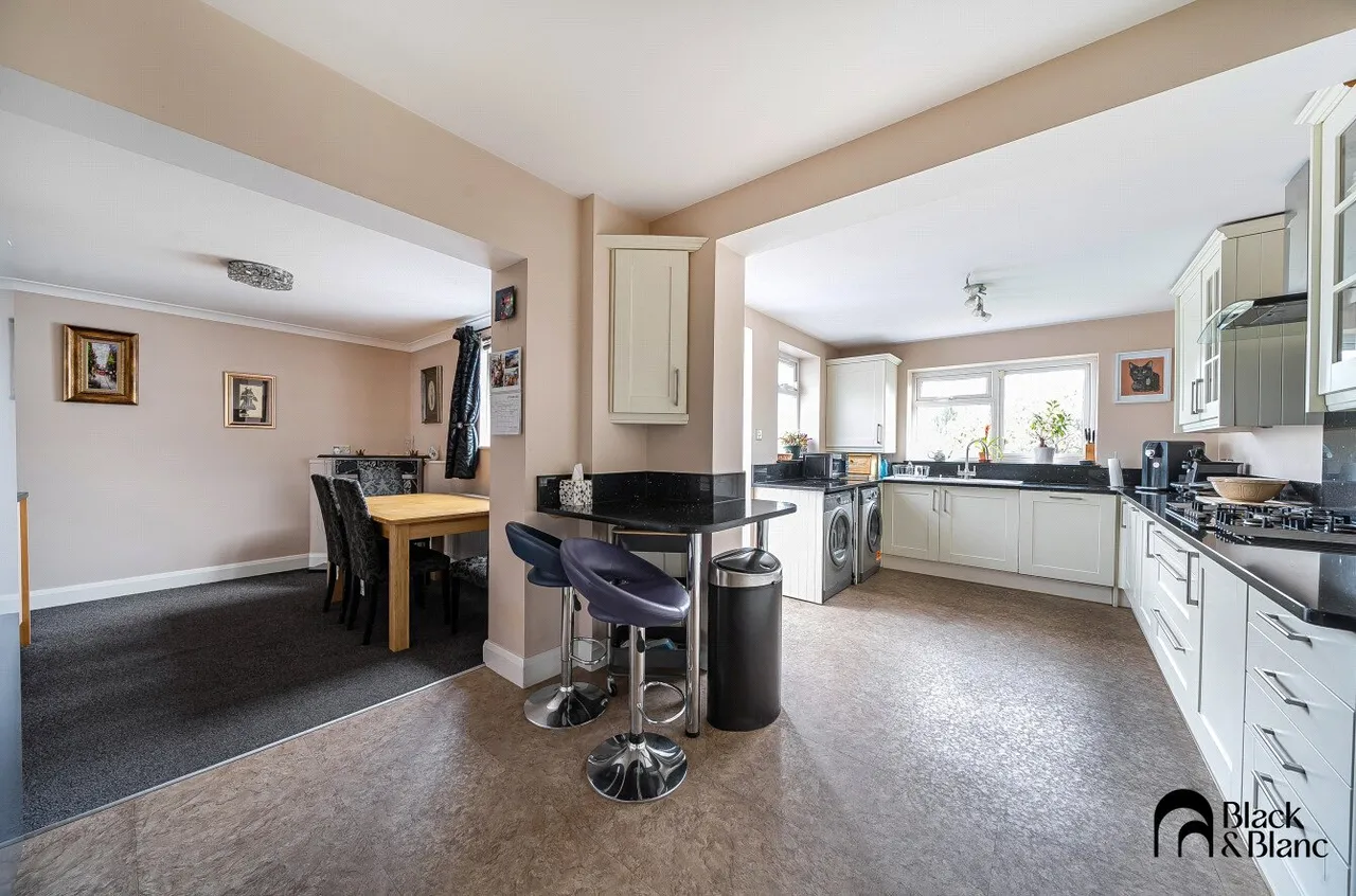 Pickhurst Green, Hayes, Bromley, BR2, photo 11
