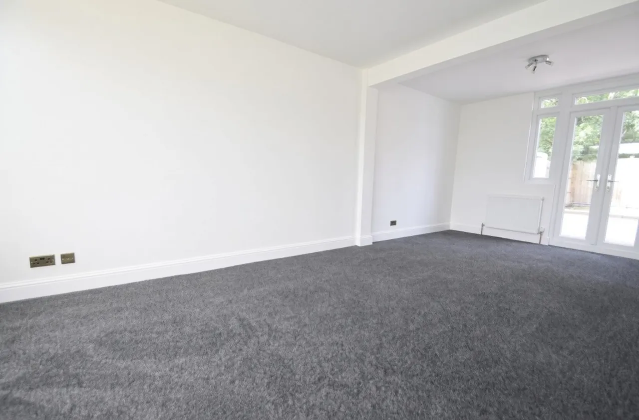 Fernside Avenue, Feltham, photo 9