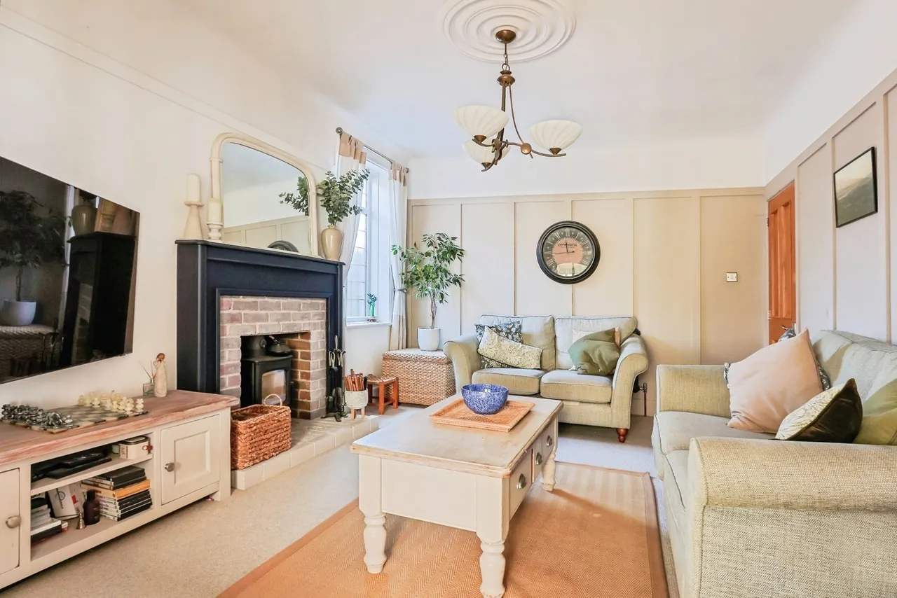 New Road, Northbourne, BH10, photo 8