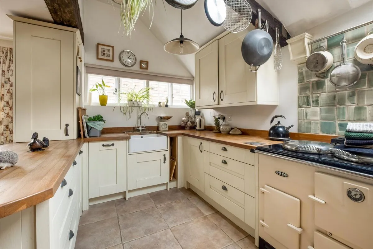 High Street, Brasted, TN16, photo 4