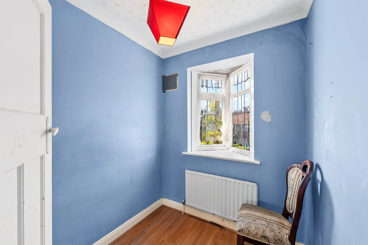 Kingsbridge Road, Morden, photo 12
