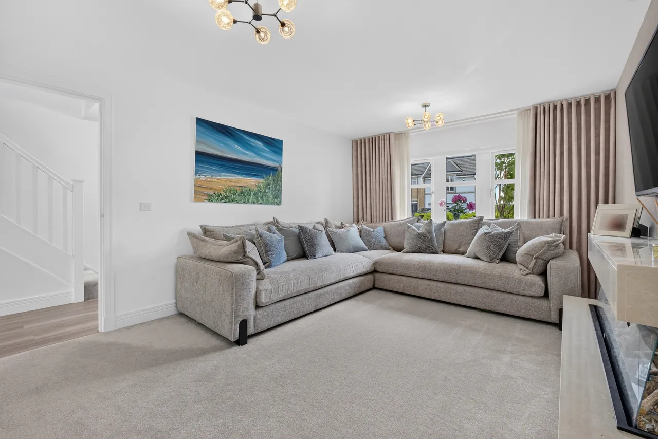 160 Cumbrae Drive, Doonfoot, KA7 4GA, photo 4