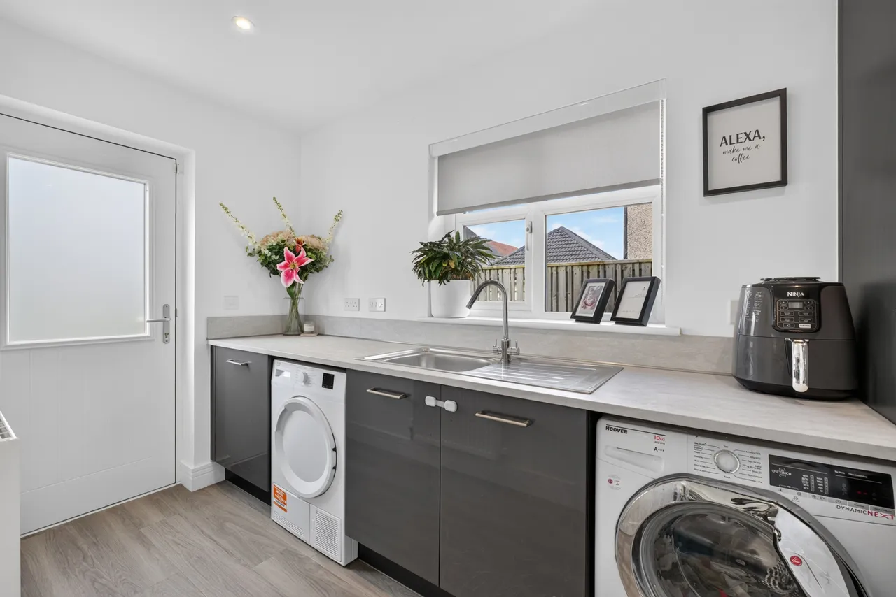 160 Cumbrae Drive, Doonfoot, KA7 4GA, photo 12