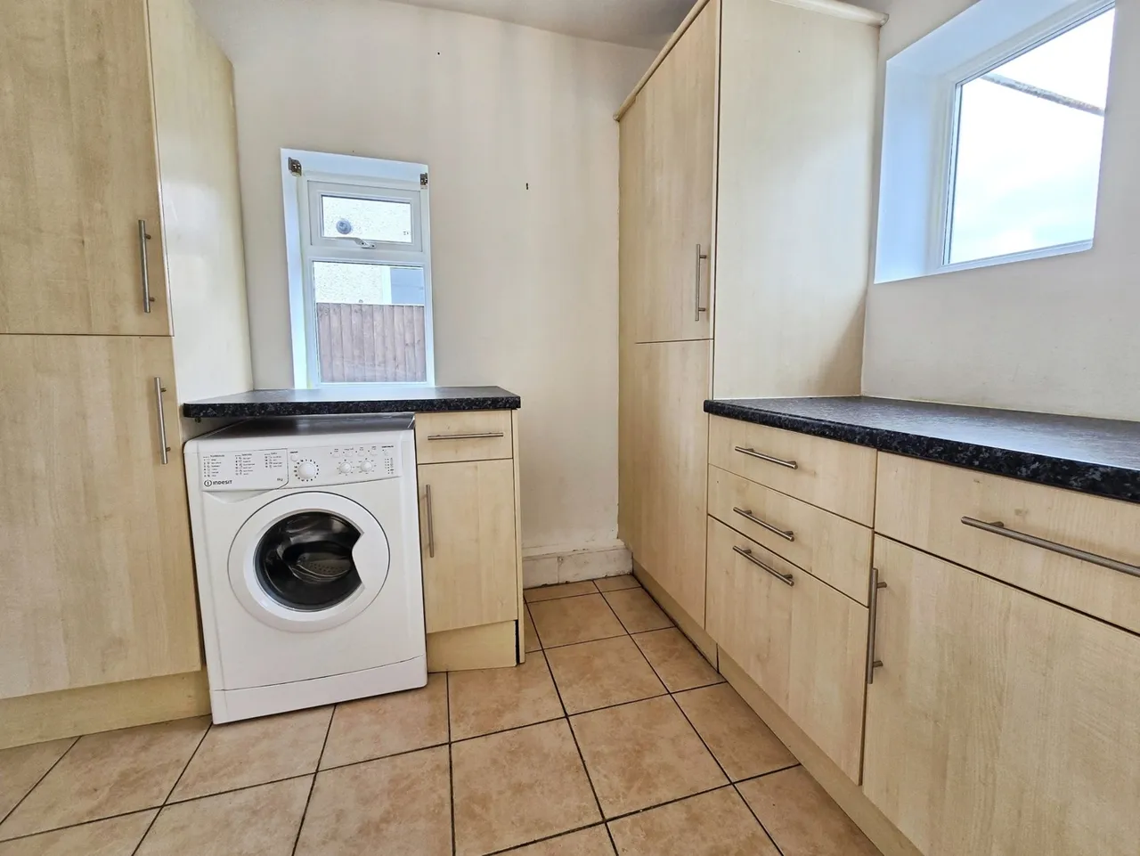 Maple Grove, Hoole, CH2, photo 6