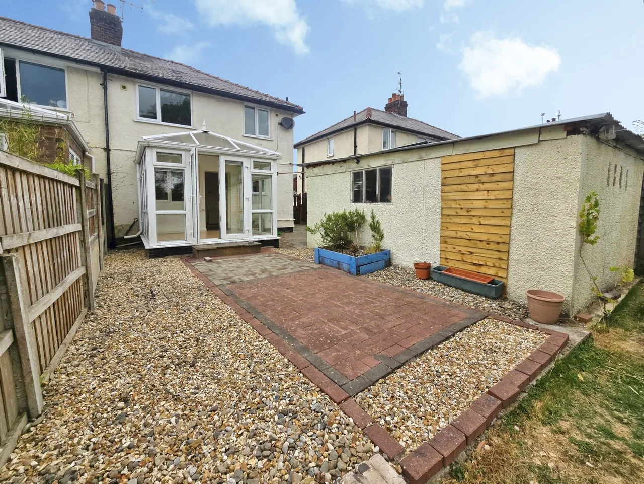 Maple Grove, Hoole, CH2, photo 15