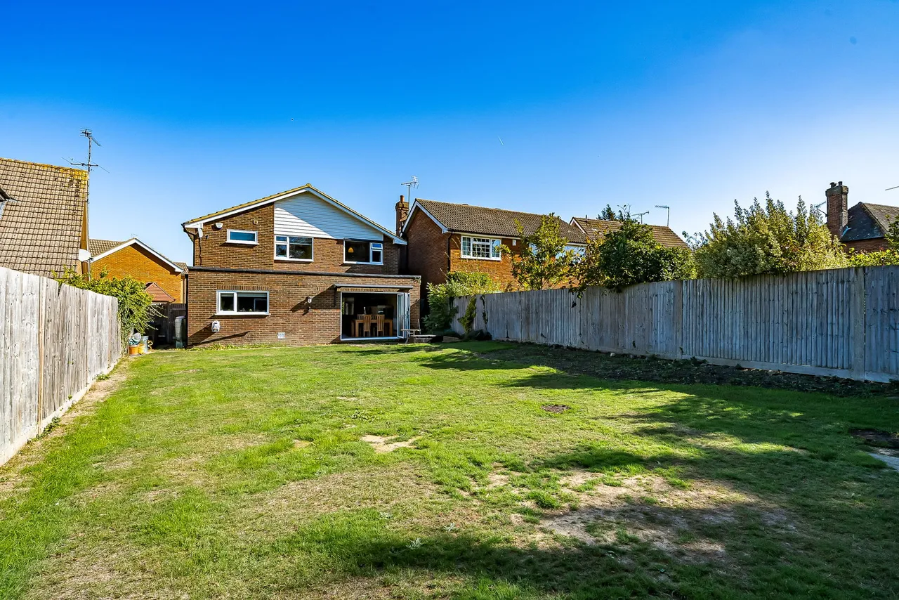 The Greenways, Paddock Wood, TN12, photo 26