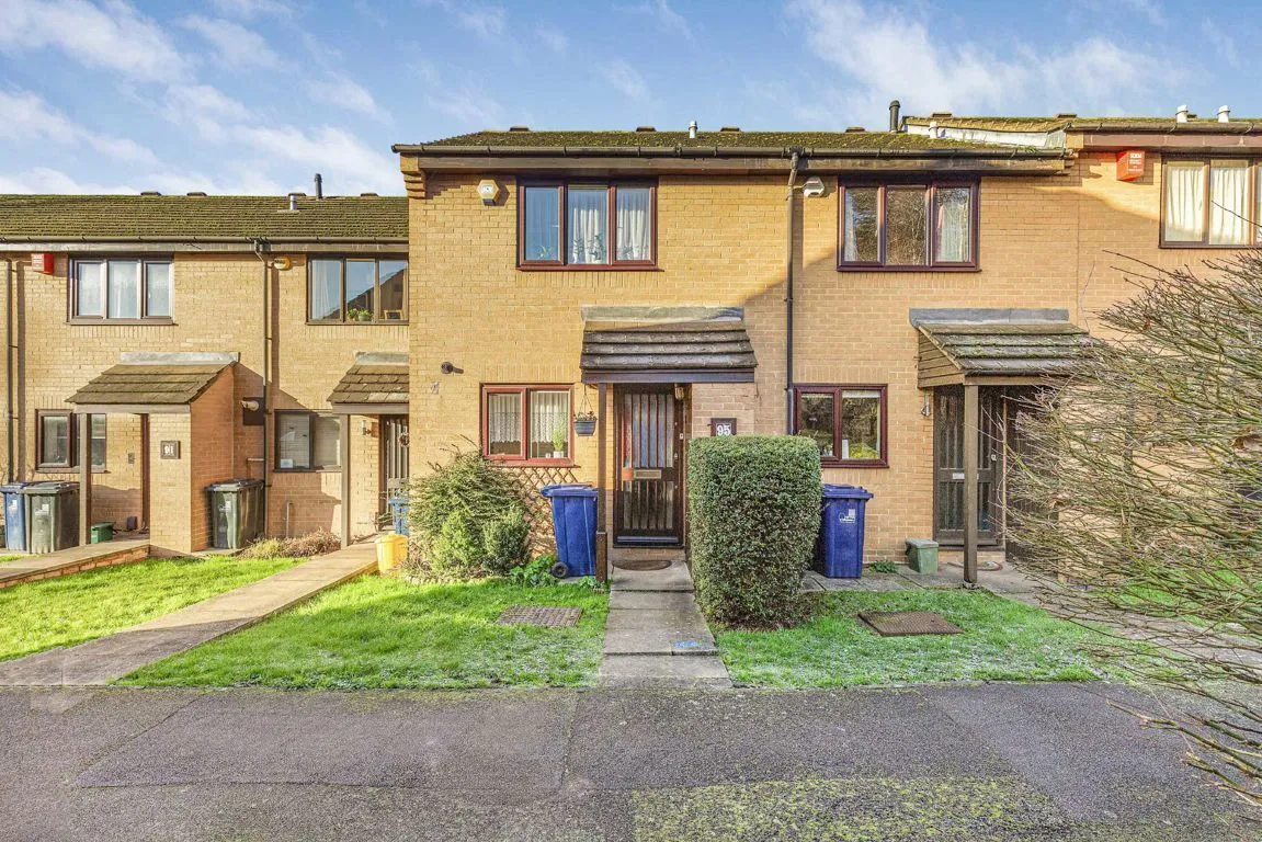 2 bed property to rent, Wilkinson Way, W4