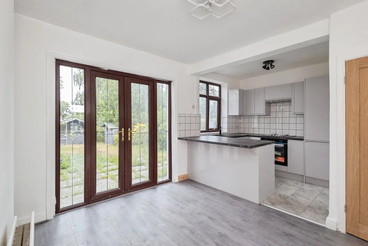 Cheetham Hill Road, Dukinfield, Greater Manchester, SK16, photo 6