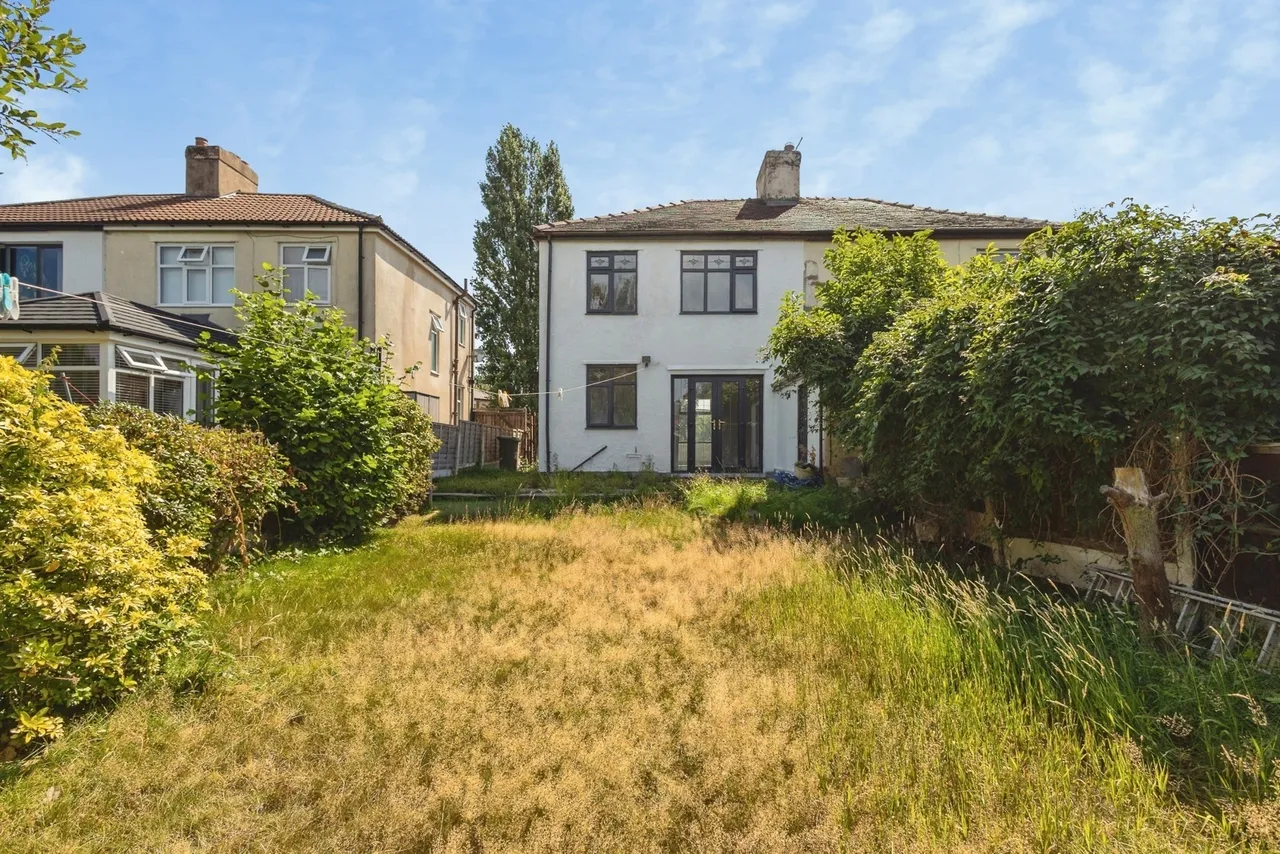 Cheetham Hill Road, Dukinfield, Greater Manchester, SK16, photo 20