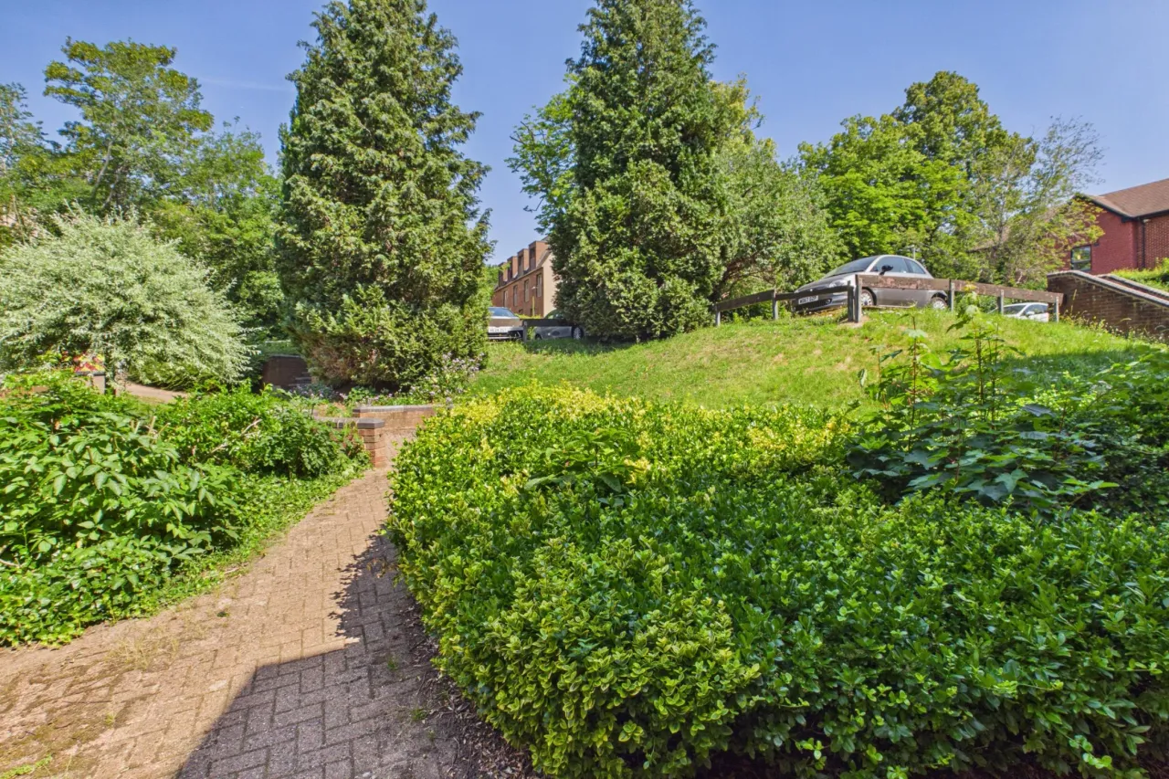 Clarendon Close, Hemel Hempstead, HP2, photo 14