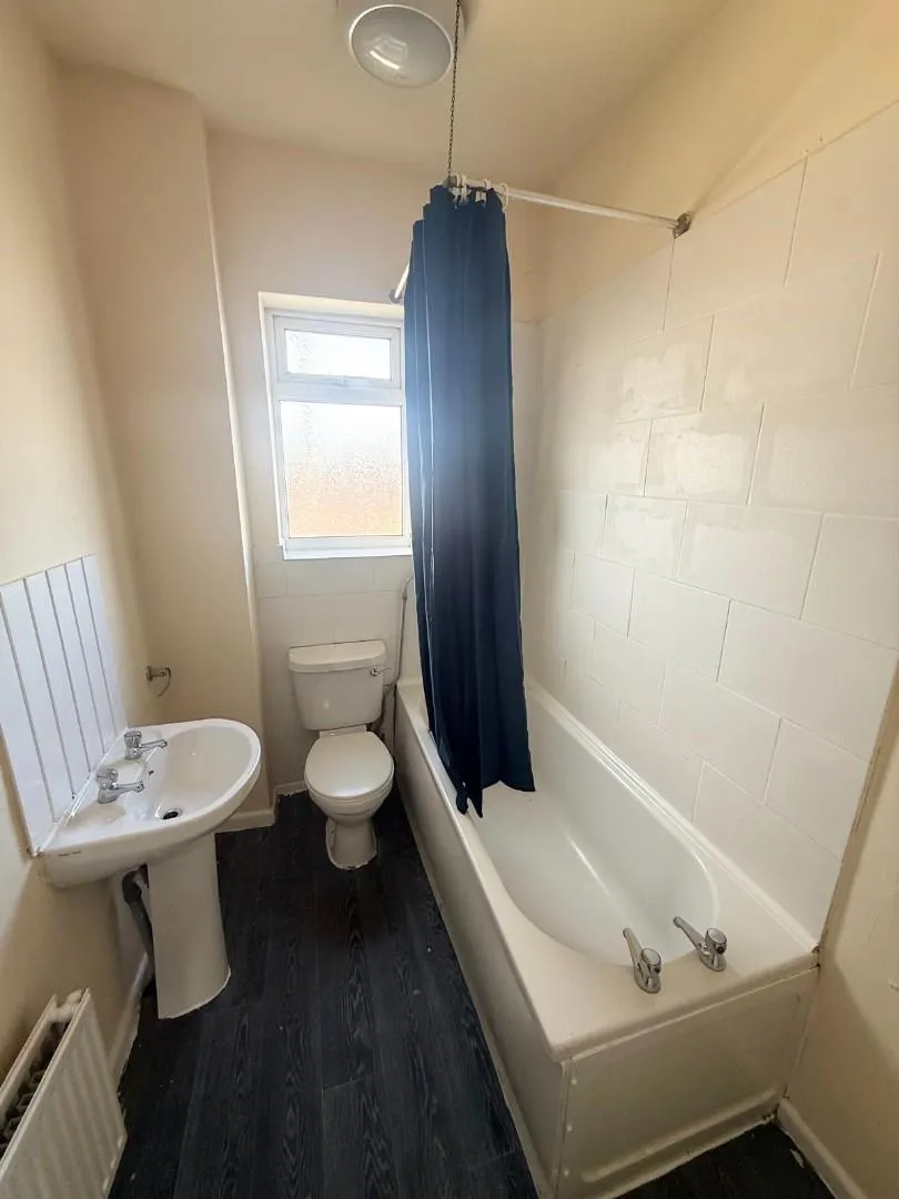 Church Street, Little Lever, Bolton, BL3 1BN, photo 7