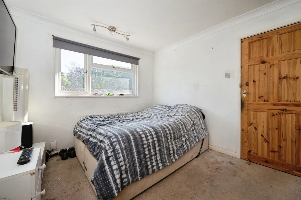 Lowry Gardens, Southampton, SO19, photo 17