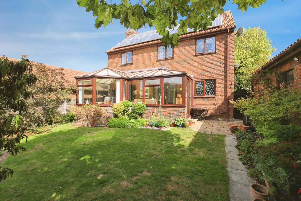 4 bed house for sale, Newton Road, Huntingdon, PE28