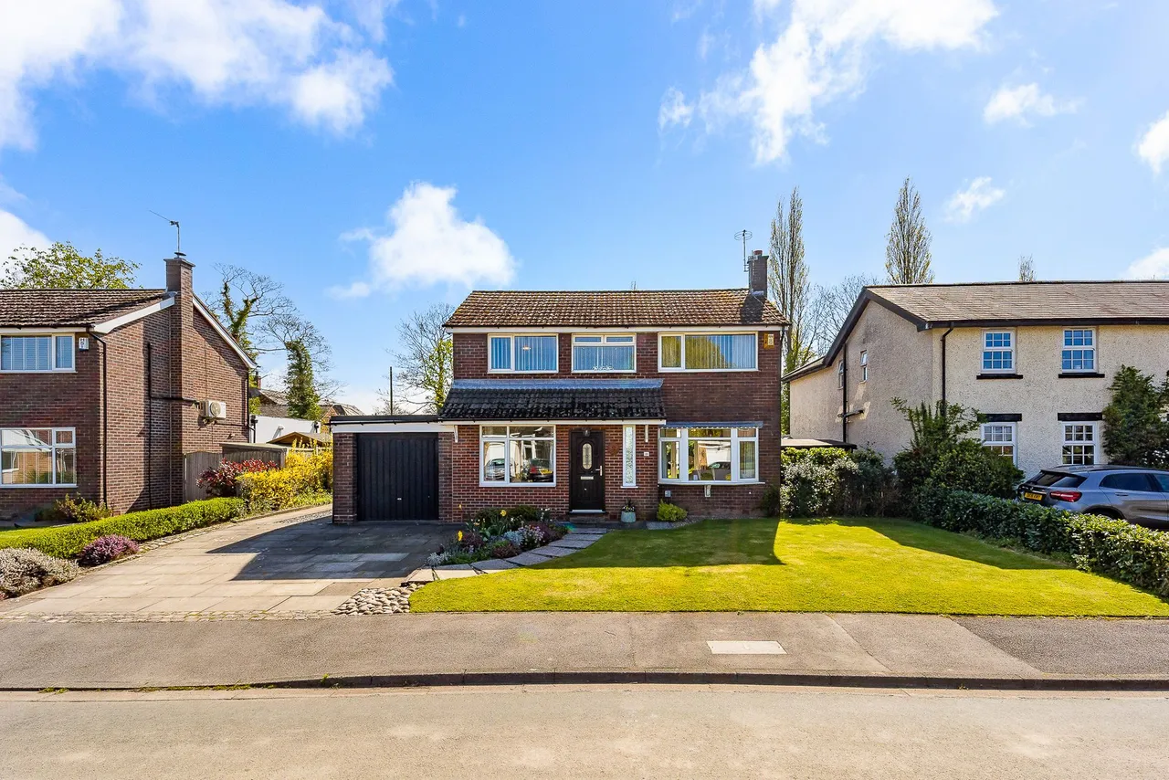 Clifton Avenue, Culcheth, Warrington, Warrington, WA3 4PD, photo 5