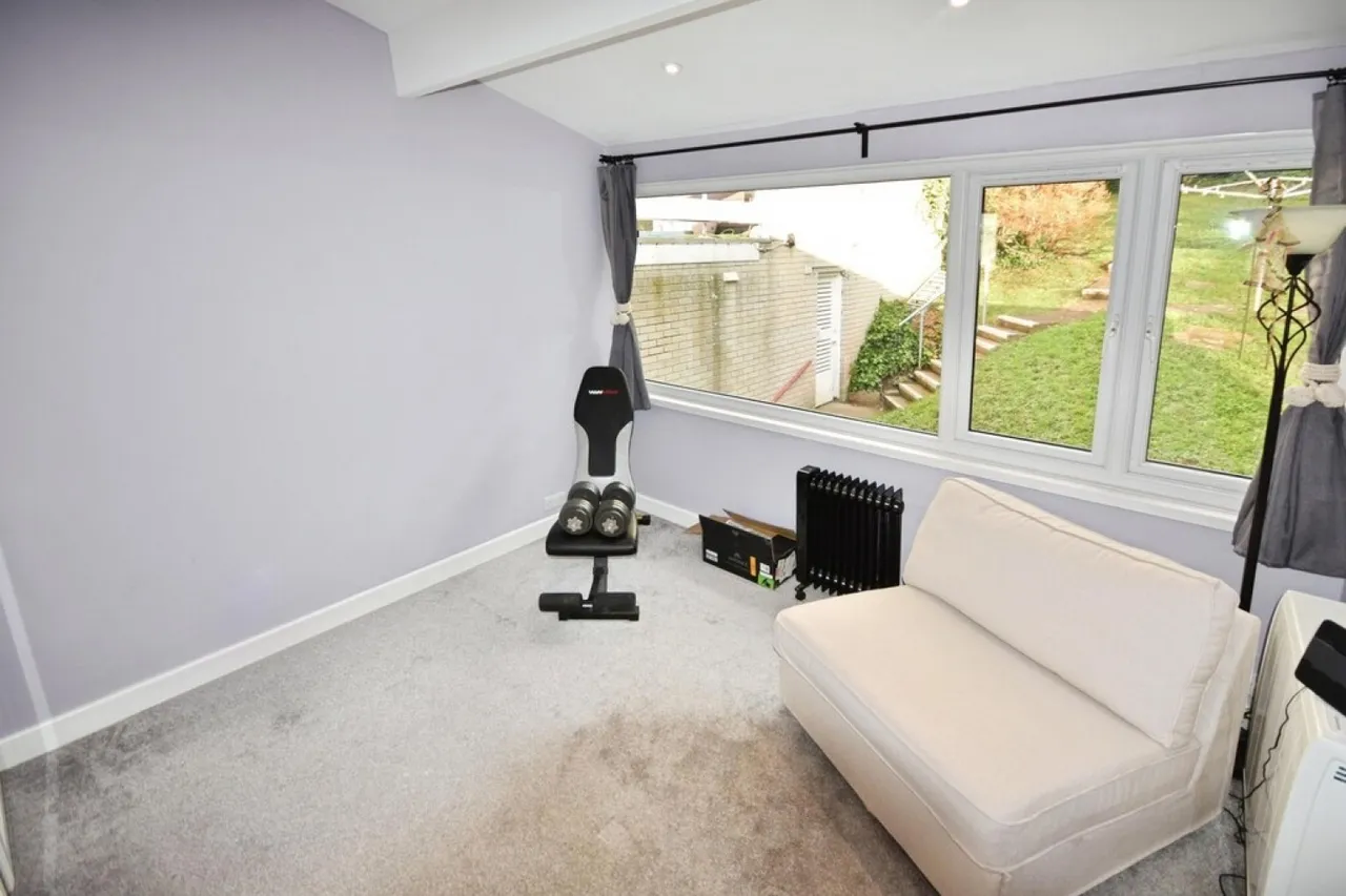 Woodwater Lane, EX2, photo 4