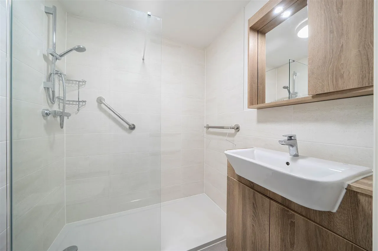 Wilmot Lane, Beeston, NG9, photo 9