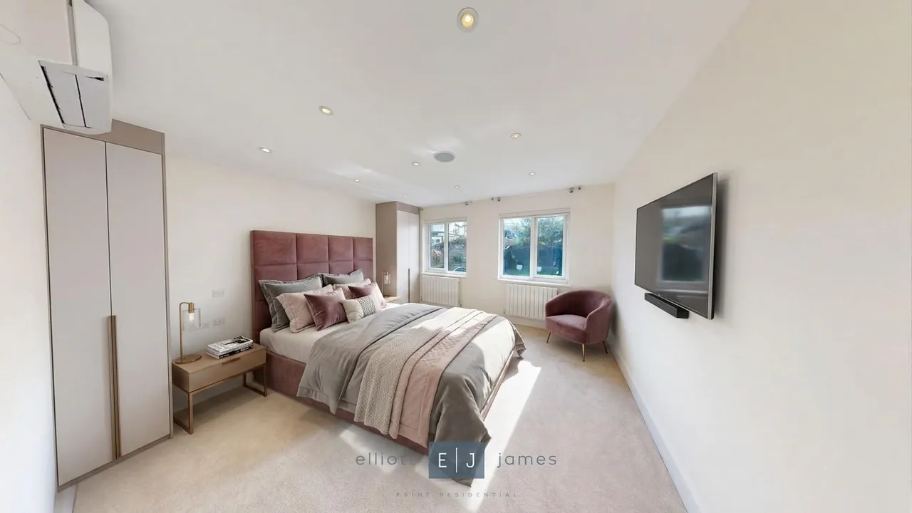 Marjorams Avenue, Loughton, IG10, photo 8