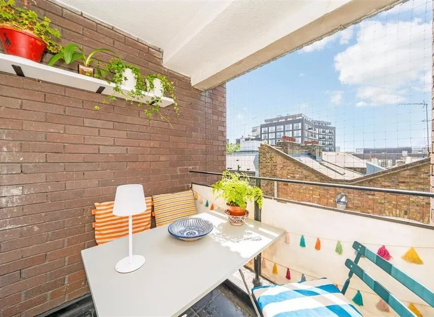 Conway Mews, Fitzrovia & Covent Garden, W1T, photo 3