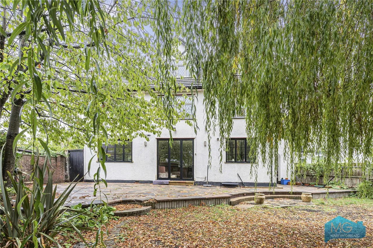 Hutton Grove, North Finchley, N12, photo 3