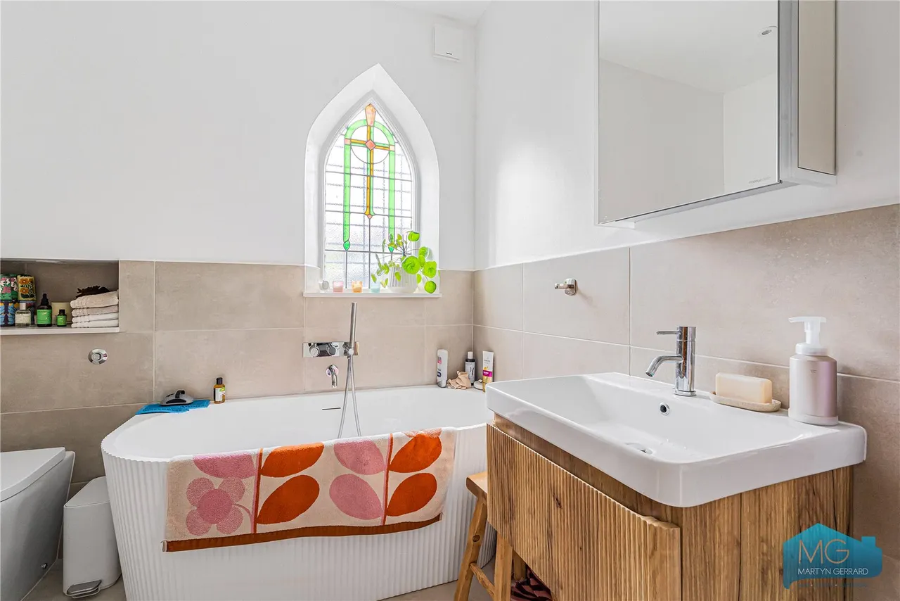 Hutton Grove, North Finchley, N12, photo 4