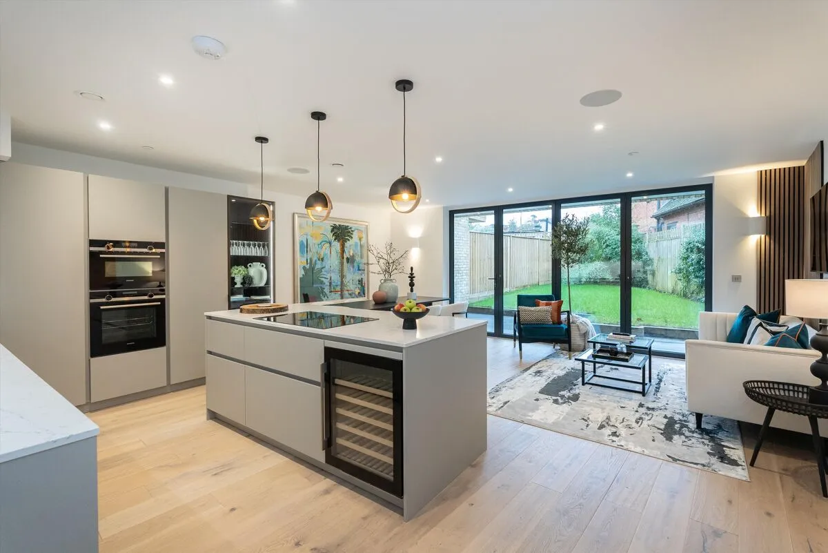 Orchard Grove, Wimbledon, SW20, photo 2