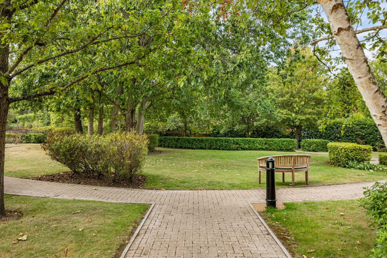 Highgrove Avenue, Ascot, SL5, photo 24