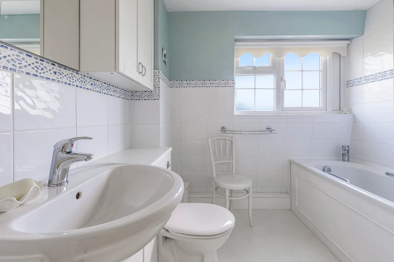 Clarendon Gardens, Tunbridge Wells, Kent, TN2 5LA, photo 8