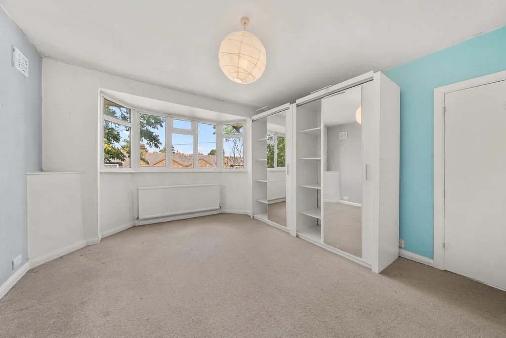 Burwood Road, Hersham KT12 4AA, photo 7