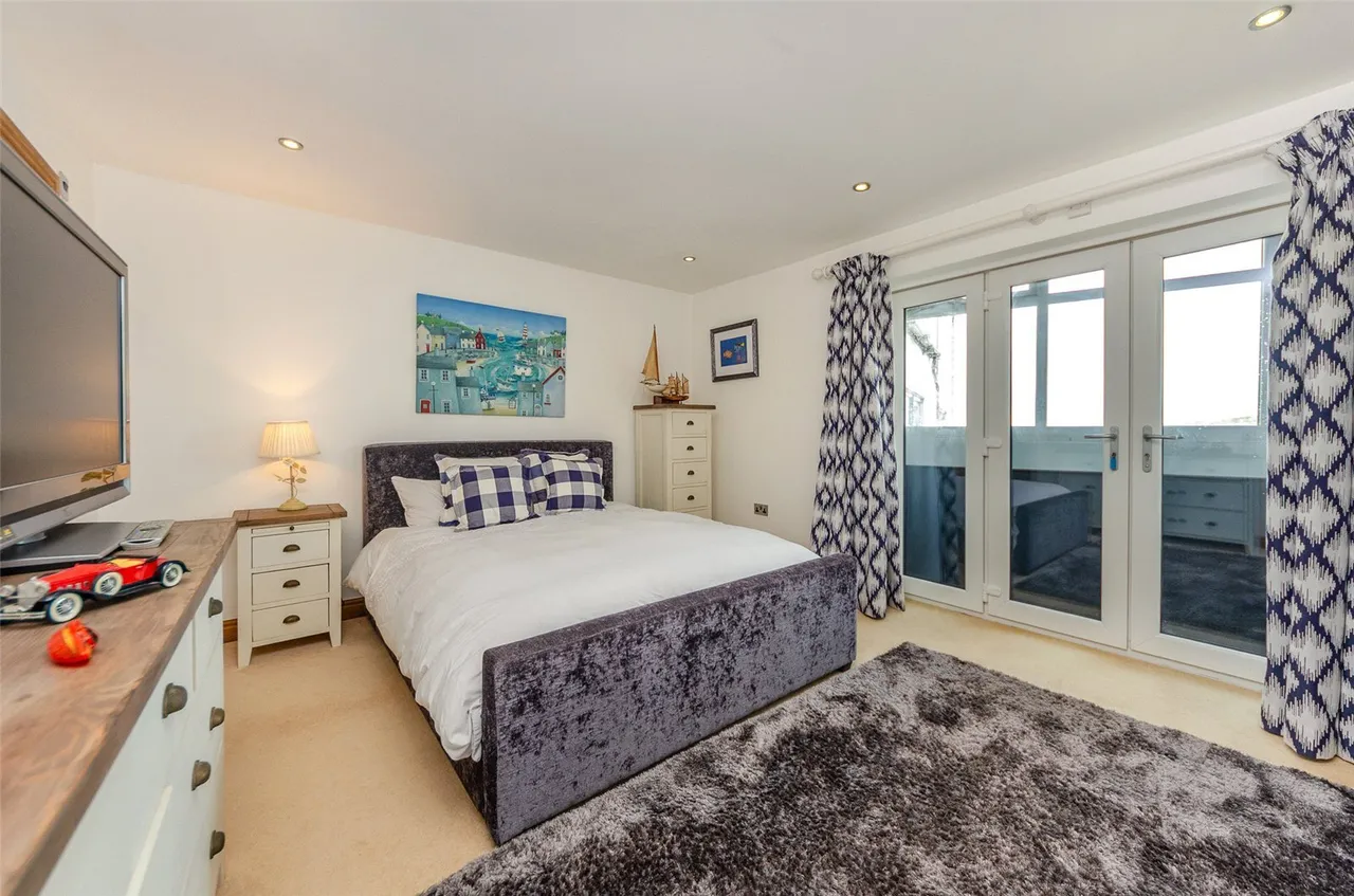 Beach Road, Cemaes Bay, photo 19