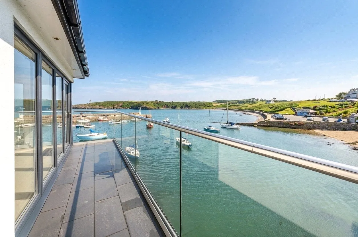Beach Road, Cemaes Bay, photo 13