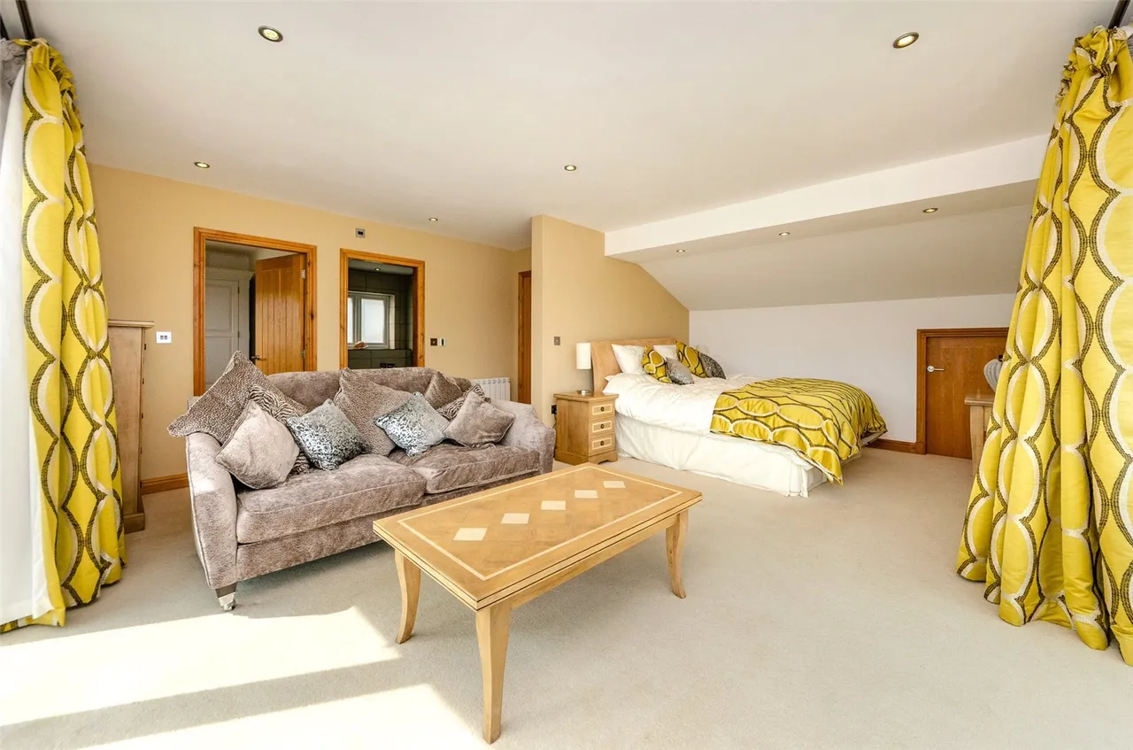 Beach Road, Cemaes Bay, photo 10
