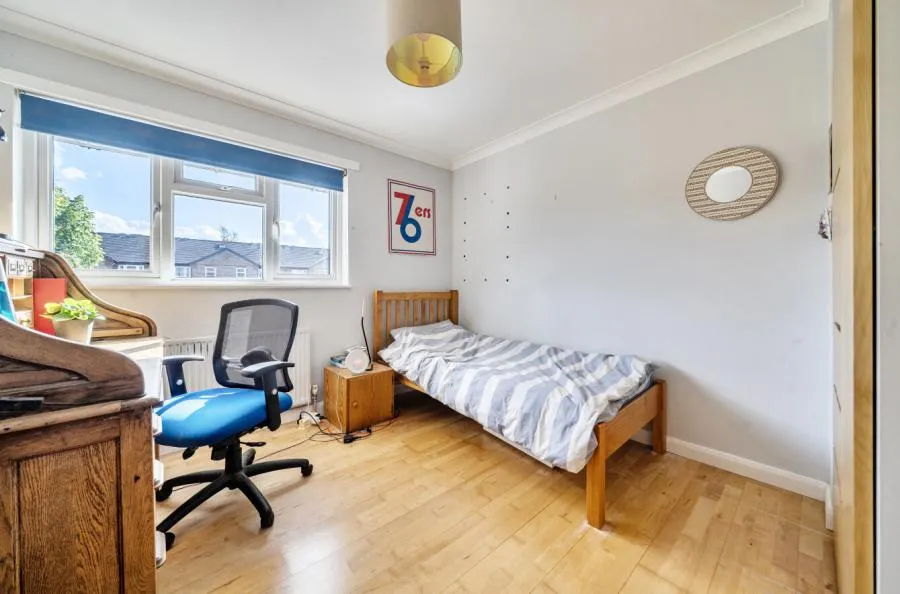 Clarence Road, Windsor, SL4, photo 15
