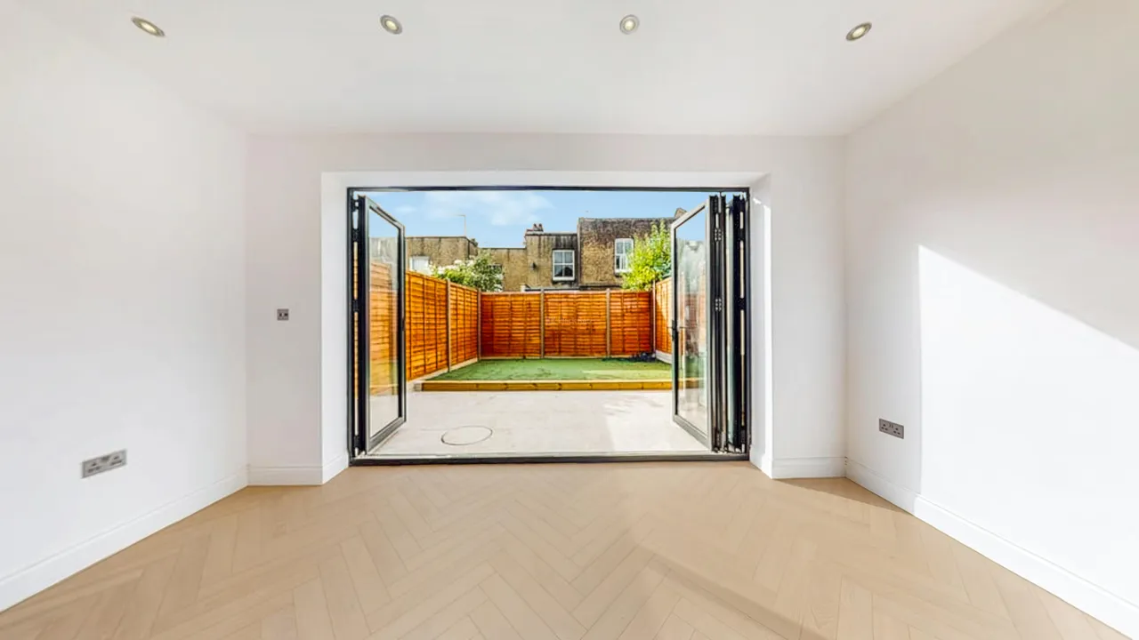 Gondar Gardens, West Hampstead, NW6, photo 4