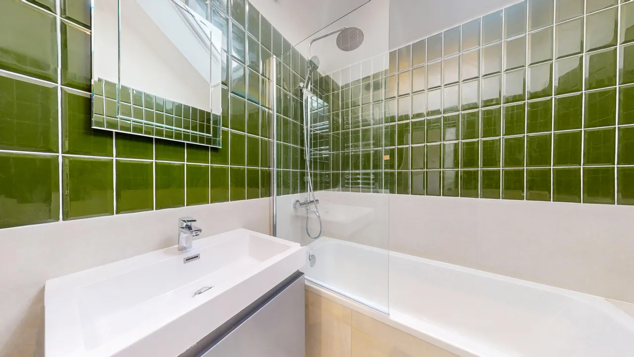 Gondar Gardens, West Hampstead, NW6, photo 13