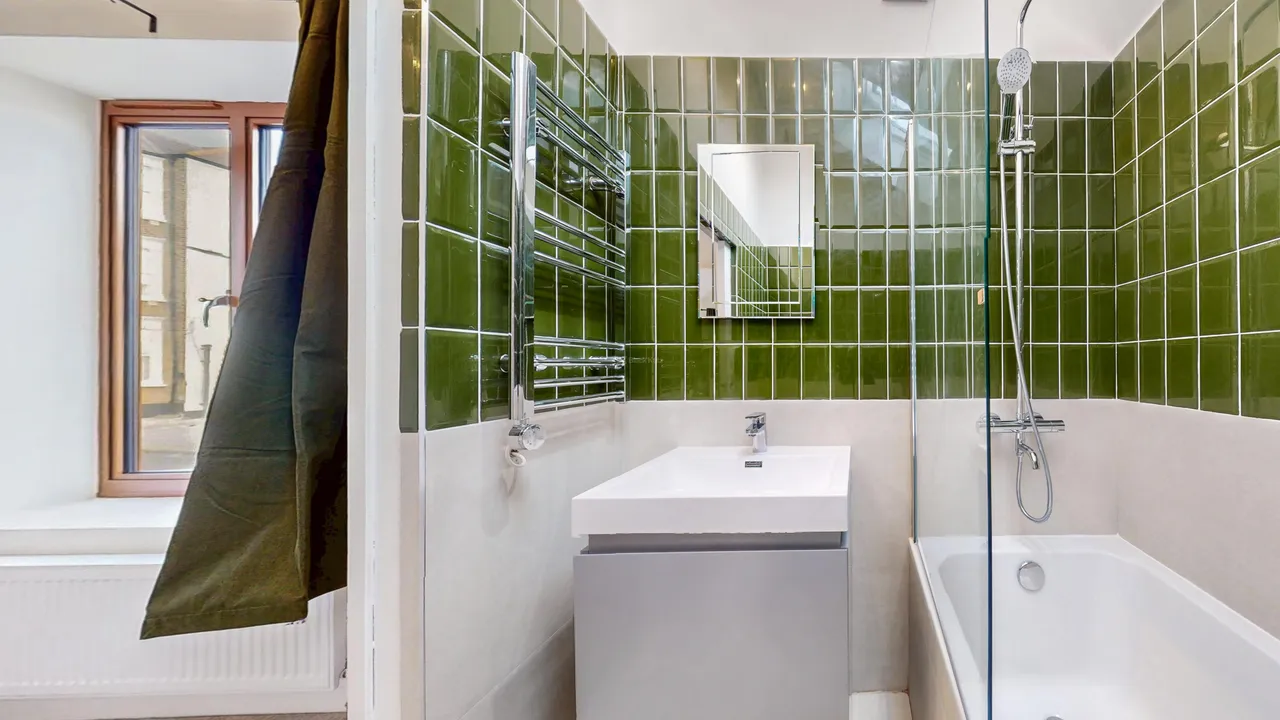 Gondar Gardens, West Hampstead, NW6, photo 14