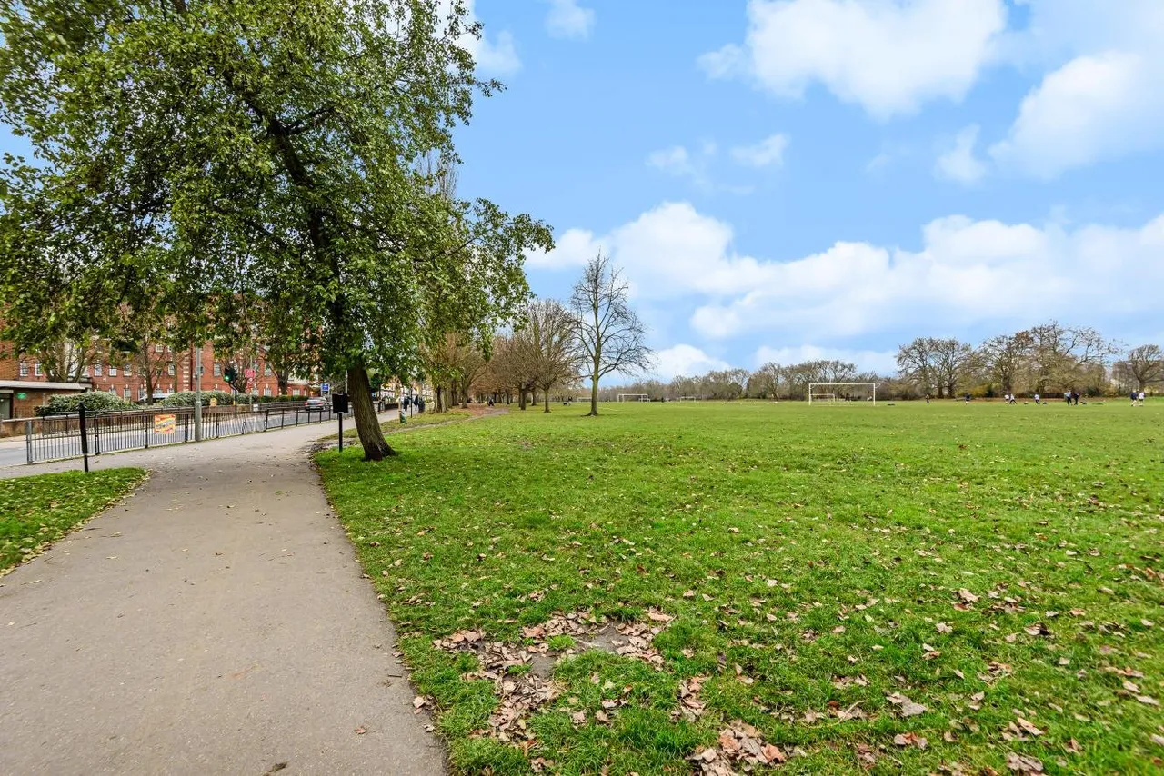 Bolingbroke Grove, Battersea, SW11, photo 9