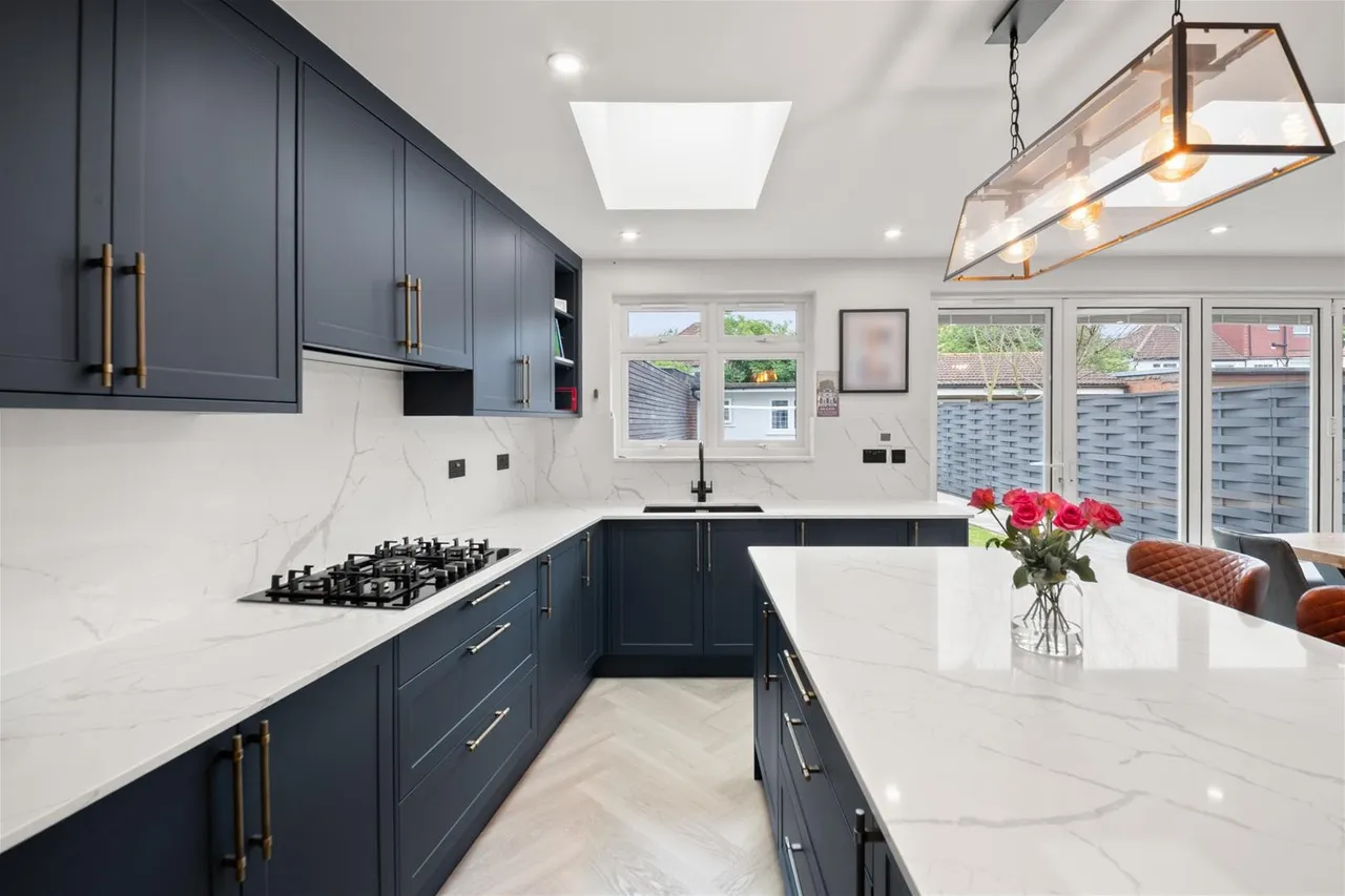 Clunbury Avenue, Southall, photo 10