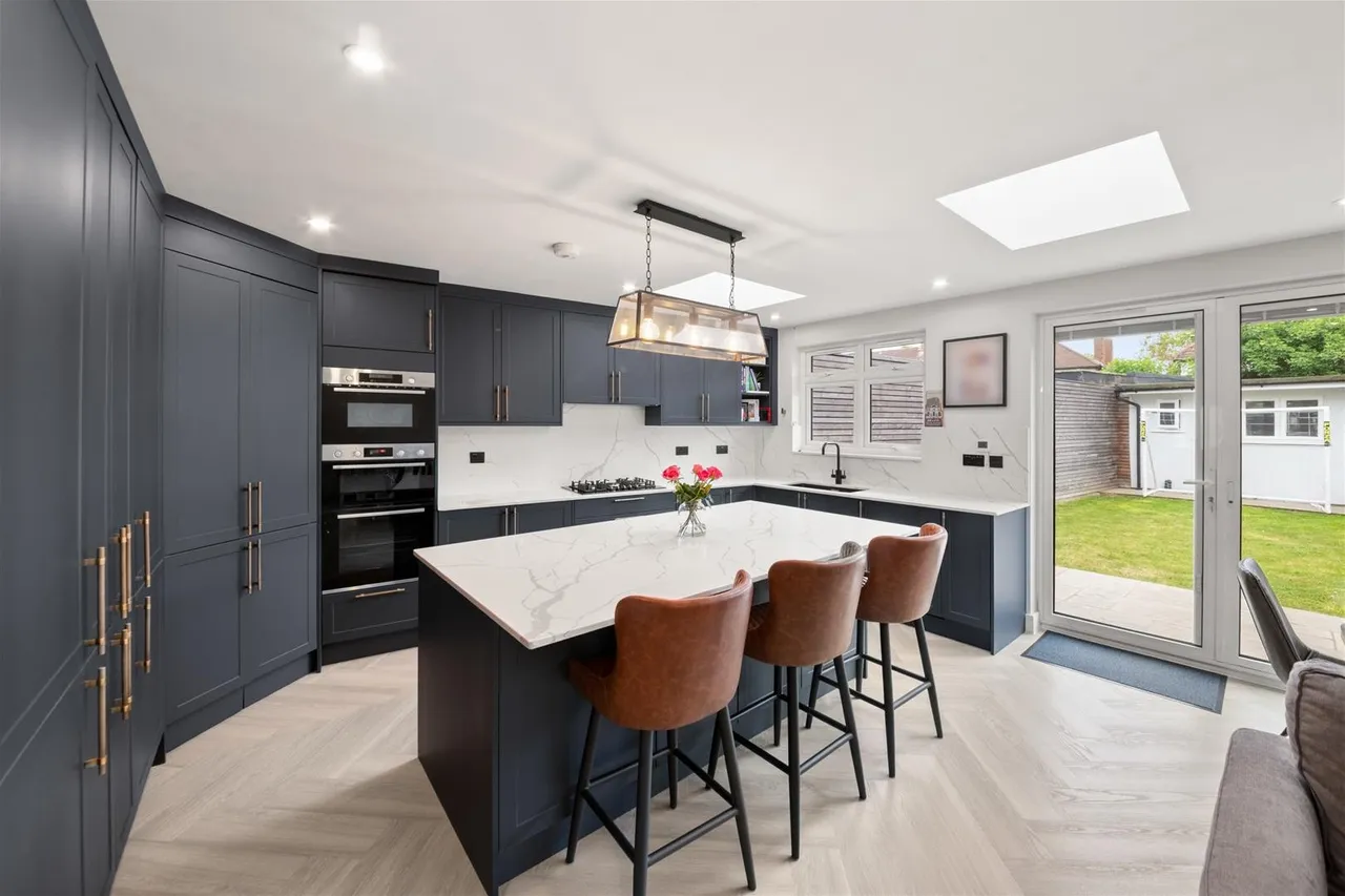 Clunbury Avenue, Southall, photo 2