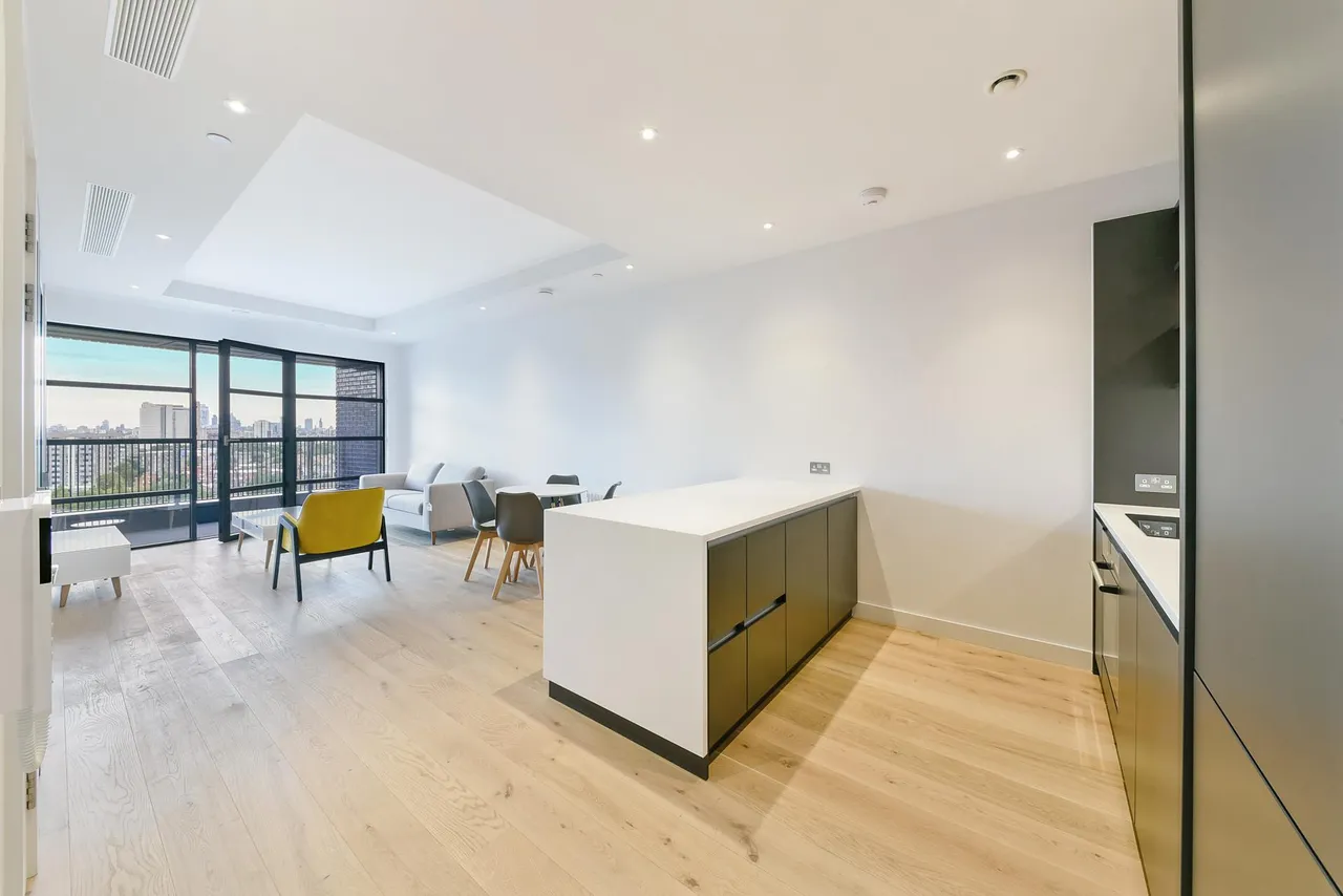 Lookout Lane, London, E14, photo 6