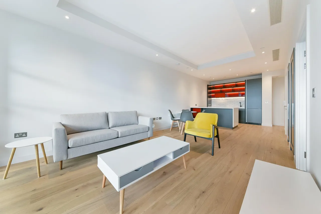 Lookout Lane, London, E14, photo 12