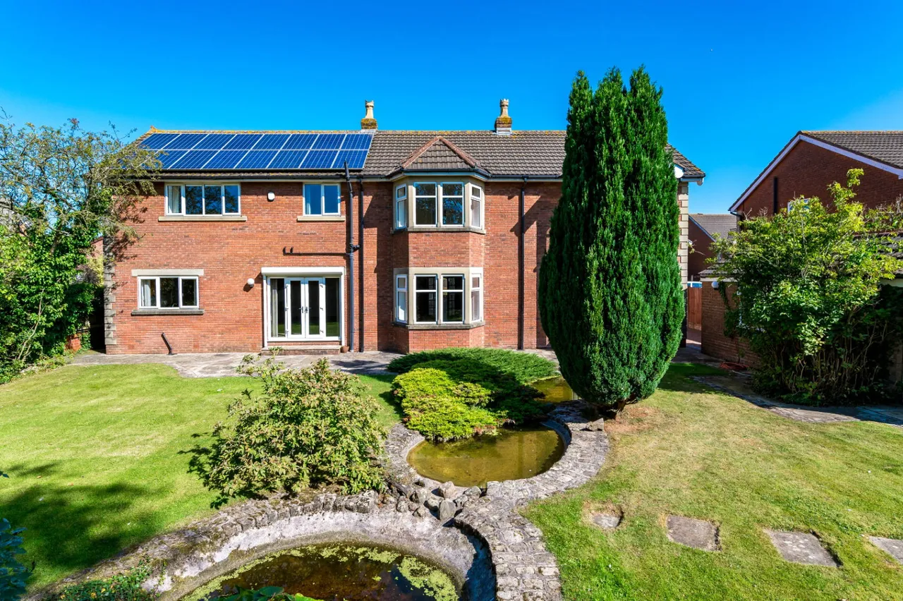 square ft in the heart of Elswick: Linden Fold, Elswick, photo 48